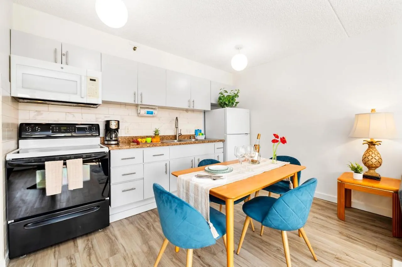 Apartament Charming Condo Steps From Waikiki Beach With Parking! Honolulu Stany Zjednoczone Ameryki