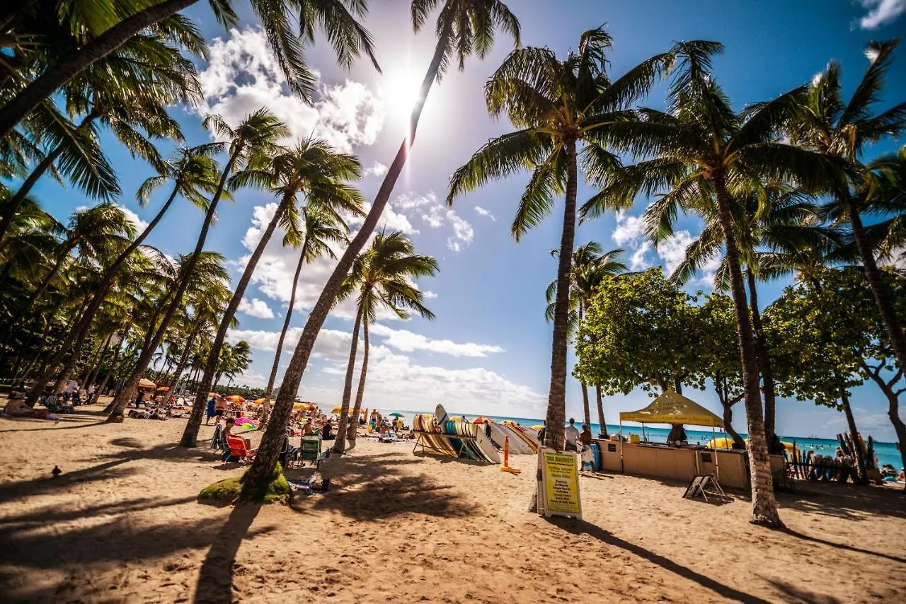 Apartament Charming Condo Steps From Waikiki Beach With Parking! Honolulu