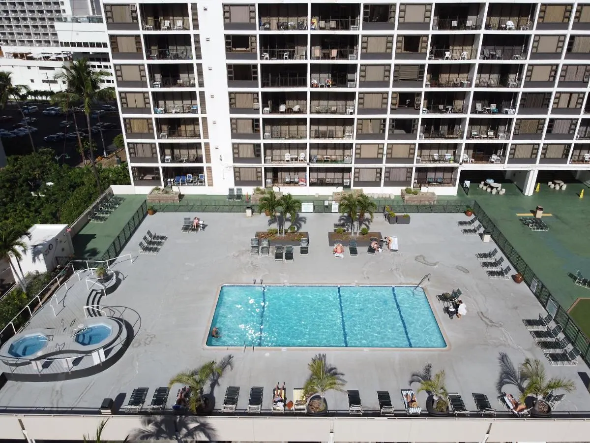 Charming Condo Steps From Waikiki Beach With Parking! 檀香山 公寓